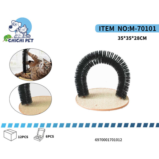 Ofrece a tu gato la experiencia de rascado y masaje que tanto le gusta con el cepillo rascador arco Chichi Pet M-70101. Este innovador accesorio combina un cepillo auto-masajeador con una base de sisal, ideal para satisfacer el instinto de rascado de tu felino y mantener sus uñas sanas.